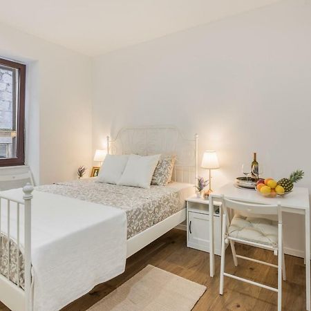 Mediterranean Vintage Room Split Ngoại thất bức ảnh